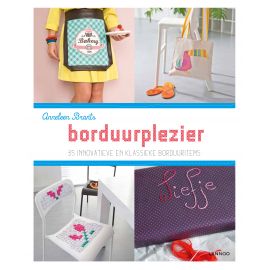 hobbyboek 'Borduurplezier' met 35 patronen